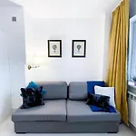 Апартаменты Na Powislu Superapart Tamka 7 *