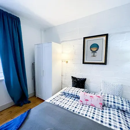 Superapart Tamka Ministudio, Family Friendly Abode Апартаменты *